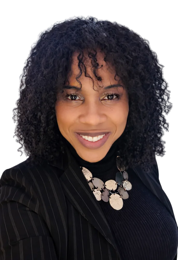 Sileen Phillips formal headshot